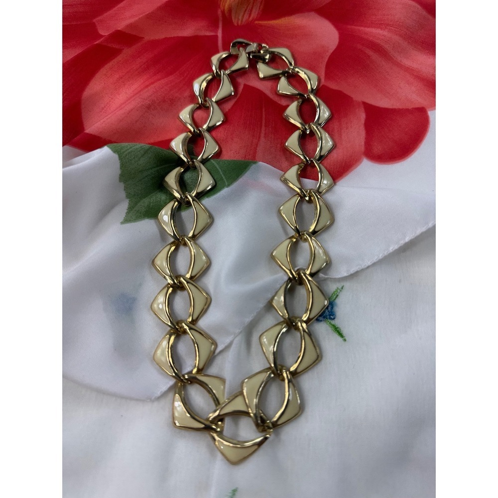 Vintage Gold Tone Cream Enamel Geometric Link Collar Necklace Retro Bold - Picture 3 of 7